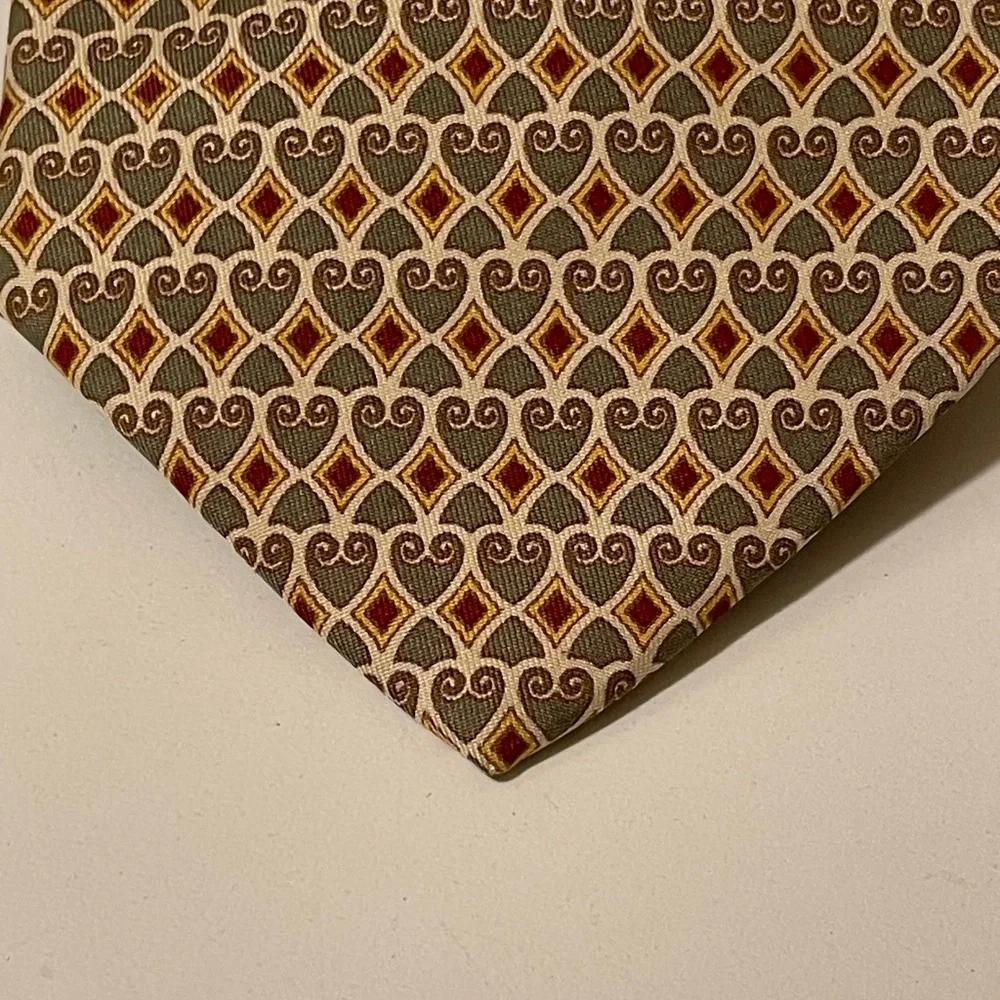 Burberry beautiful ties in good condition